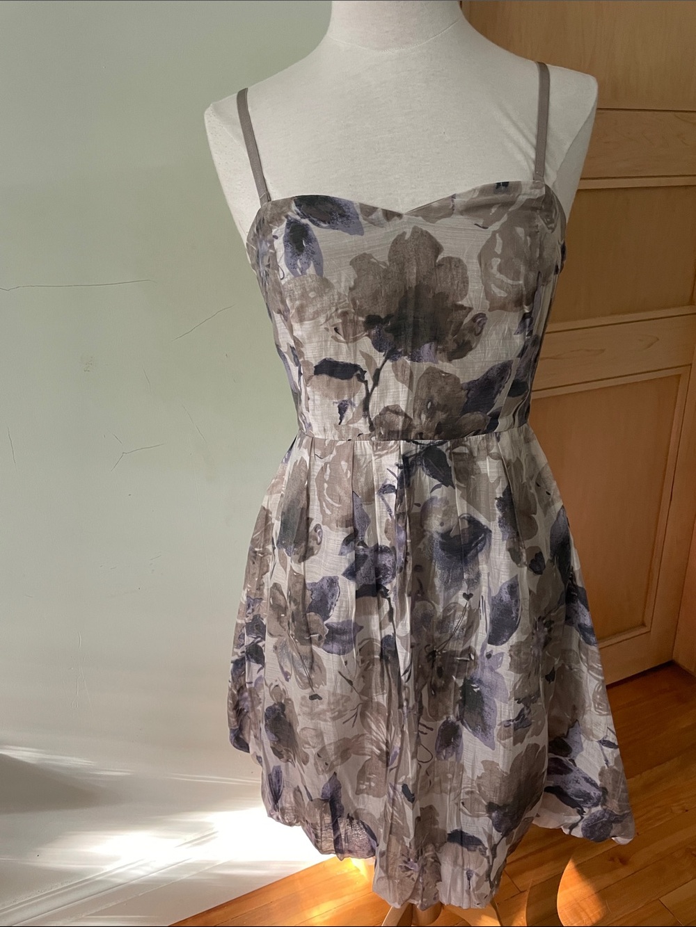 RW&CO. Taupe & Slate Floral Strapless Sweetheart Skater Mini Dress, Size 6